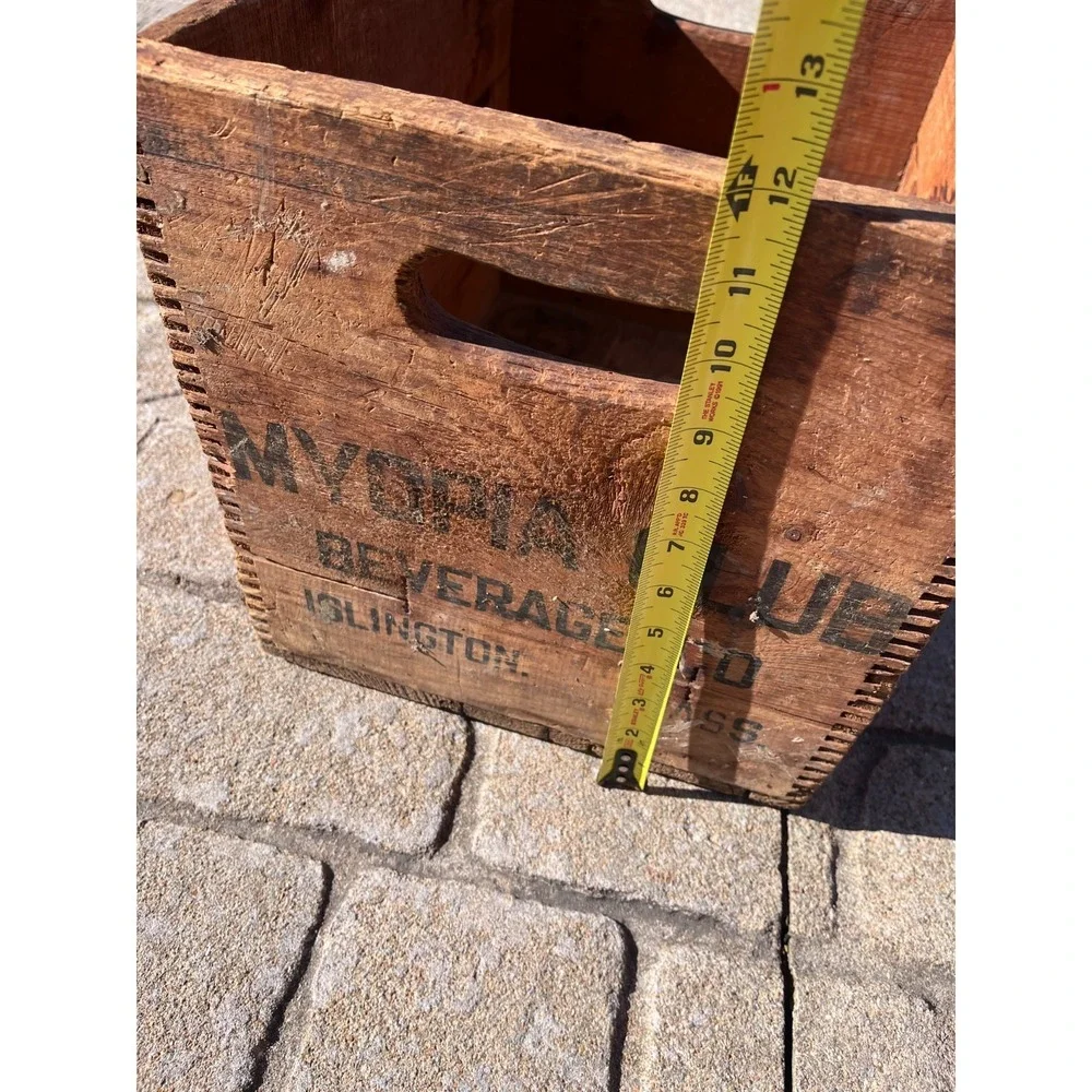 Rare Vintage Myopia Club Beverage Co Islington MA Wooden Wood Crate Box